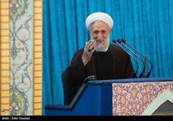 آیت‌الله صدیقی در خطبه‌های نماز جمعه: نمایندگان مجلس تناسب اولویت‌ها را تشخیص دهند/انتقاد از کمک‌رسانی دیرهنگام به مناطق برف‌زده