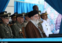 به دلسوزان عراق و لبنان توصیه میکنم اولویتشان را علاج ناامنی قرار دهند/ مردم هم مطالبات به حقی دارند؛ این مطالبات در چارچوب ساختارهای قانونی قابل تحقق است