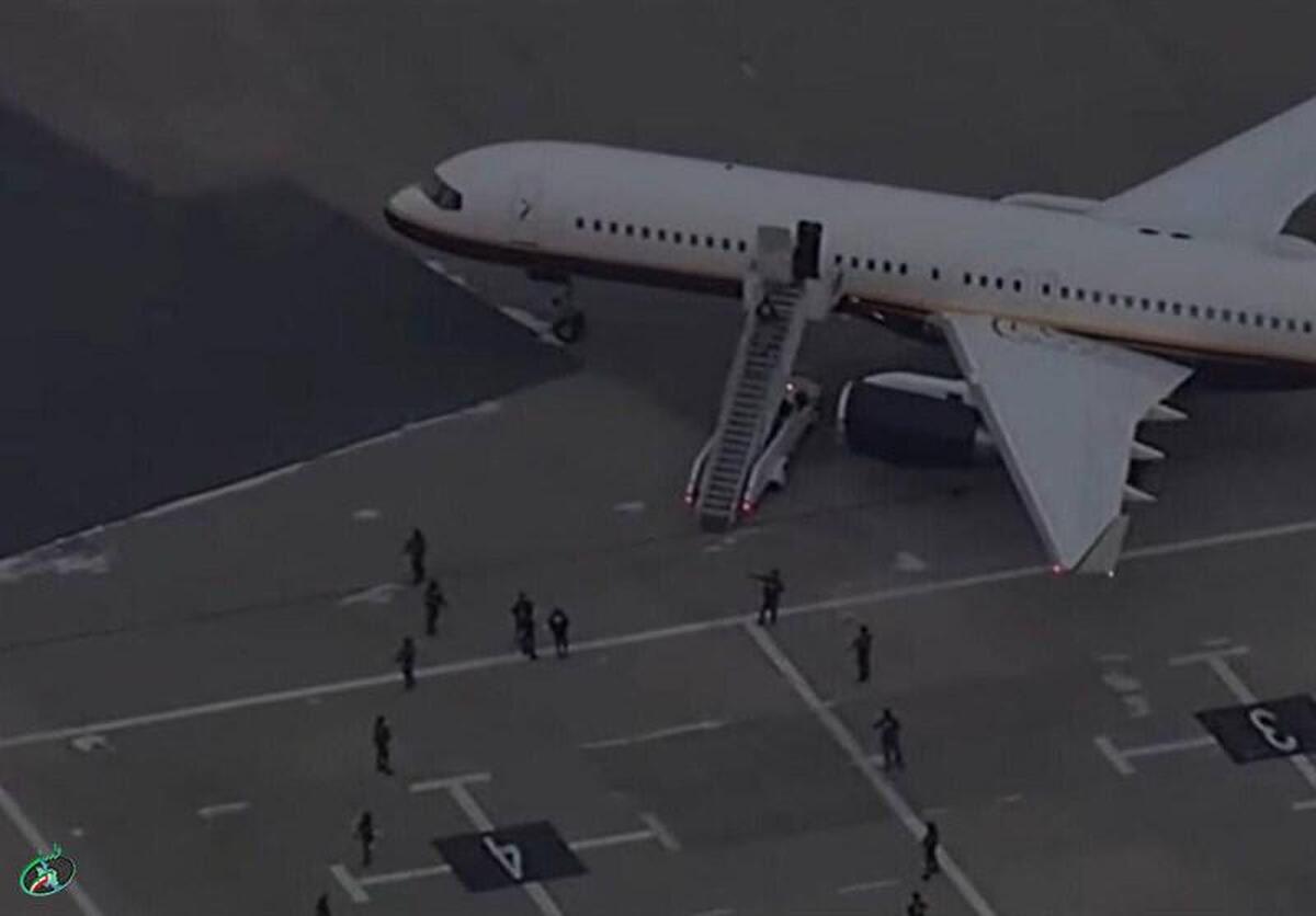 هواپیمای حامل مادورو در نیویورک فرود آمد