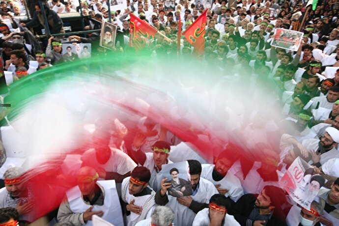 بصیرت مردم علیه فتنه