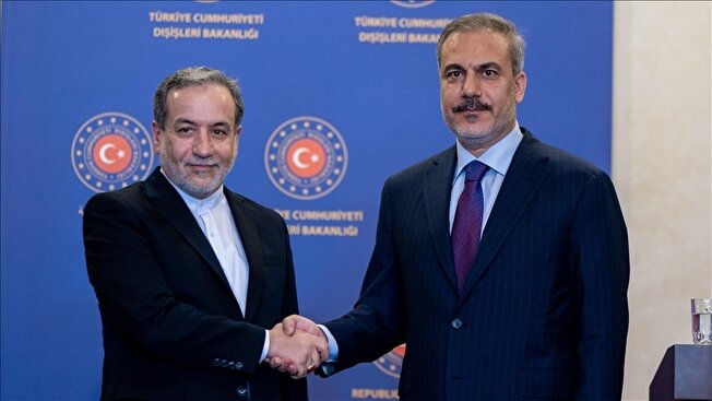 پیام ایران از استانبول: برنامه موشکی قابل مذاکره نیست