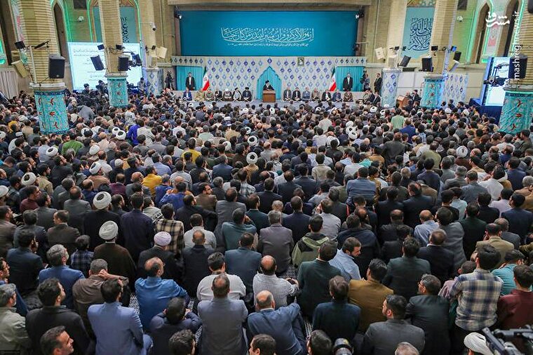 عکس/ محفل رمضانی انس با قرآن کریم با حضور رهبر انقلاب