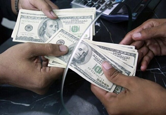 دستگیری فعال غیرمجاز ارزی در پایتخت/کشف ۱۹۰ هزار دلار دستگیری فعال غیرمجاز ارزی در پایتخت/کشف ۱۹۰ هزار دلار