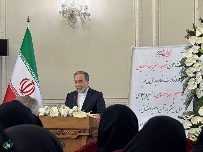 حرکت شهید امیرعبداللهیان در عملیات وعده صادق یک قابل تدریس است حرکت شهید امیرعبداللهیان در عملیات وعده صادق یک قابل تدریس است