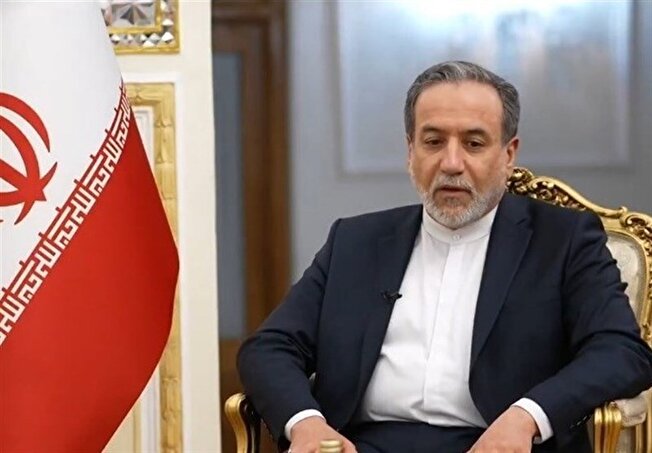 عراقچی: پاسخ نامه آمریکا در دست تهیه است عراقچی: پاسخ نامه آمریکا در دست تهیه است