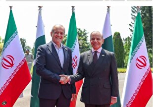 از مرزهای مشترک تا منافع مشترک؛ اهمیت سفر دکتر پزشکیان به پاکستان از مرزهای مشترک تا منافع مشترک؛ اهمیت سفر دکتر پزشکیان به پاکستان