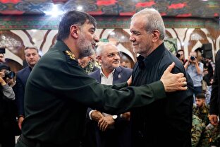 عکس/ مراسم گرامیداشت شهدای اقتدار فراجا با حضور رئیس جمهور