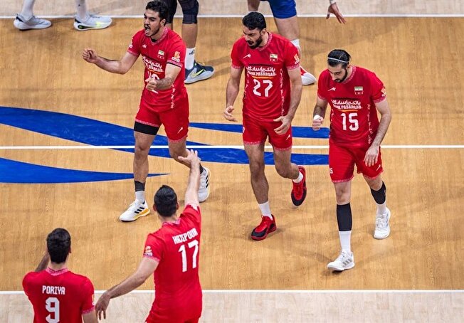 والیبال قهرمانی جهان| شاهکار والیبالیستهای ایران با برتری مقابل صربستان و صعود به جمع هشت تیم برتر والیبال قهرمانی جهان| شاهکار والیبالیستهای ایران با برتری مقابل صربستان و صعود به جمع هشت تیم برتر