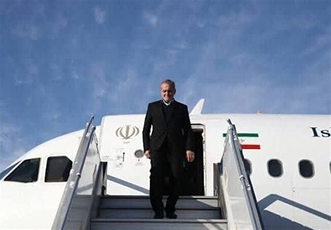 رئیس جمهور وارد اصفهان شد + برنامهها رئیس جمهور وارد اصفهان شد + برنامهها