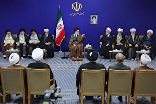 رهبر انقلاب: آیتالله نائینی فقیهی نوآور و صاحب اندیشه سیاسی عمیق بود رهبر انقلاب: آیتالله نائینی فقیهی نوآور و صاحب اندیشه سیاسی عمیق بود