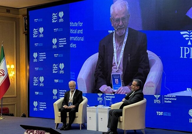 عراقچی: اکنون درخواست برای مذاکره مجدد شروع شده است