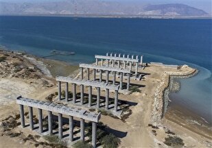 پل خلیج‌فارس؛ پروژه‌ای به درازی عمر ۶ دولت