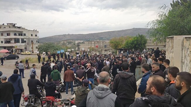 انعکاس یکسال خشونت علیه اقلیت‌ها؛ فوران اعتراضات علیه رژیم جولانی